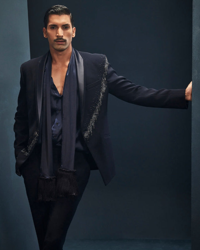 Diagonal Crystal Tuxedo