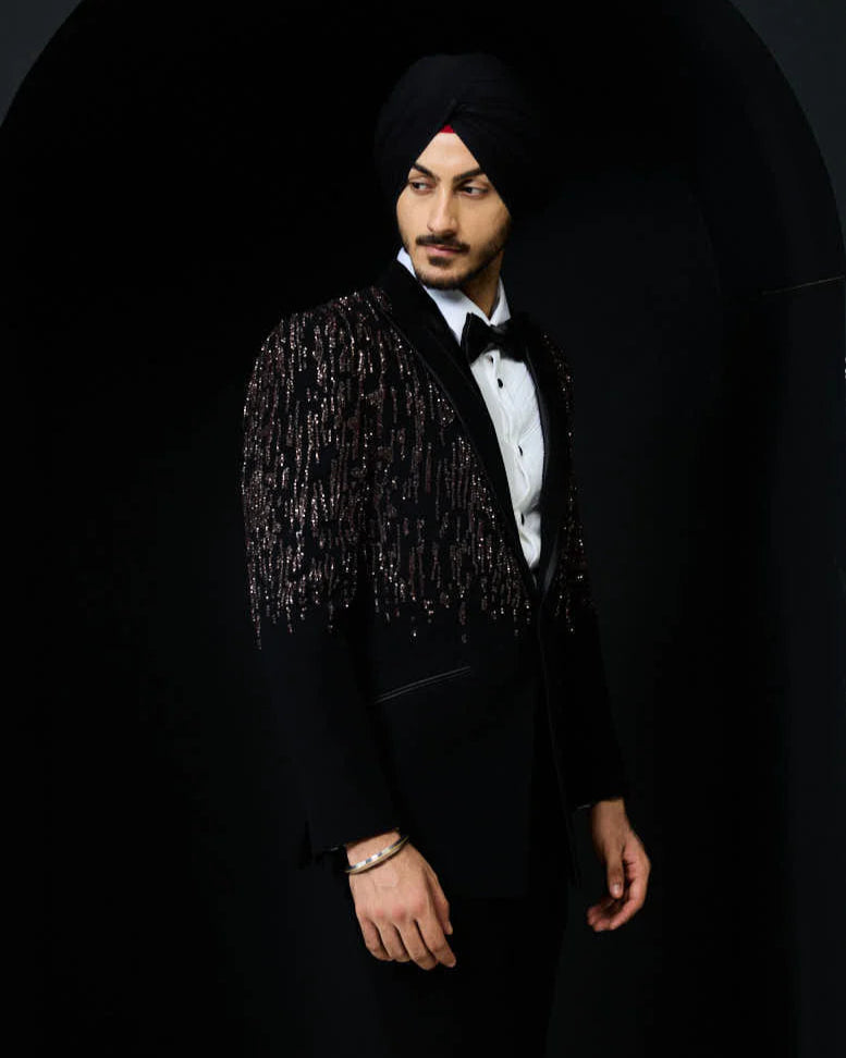 Rose-gold Crystal Shower Black Tuxedo